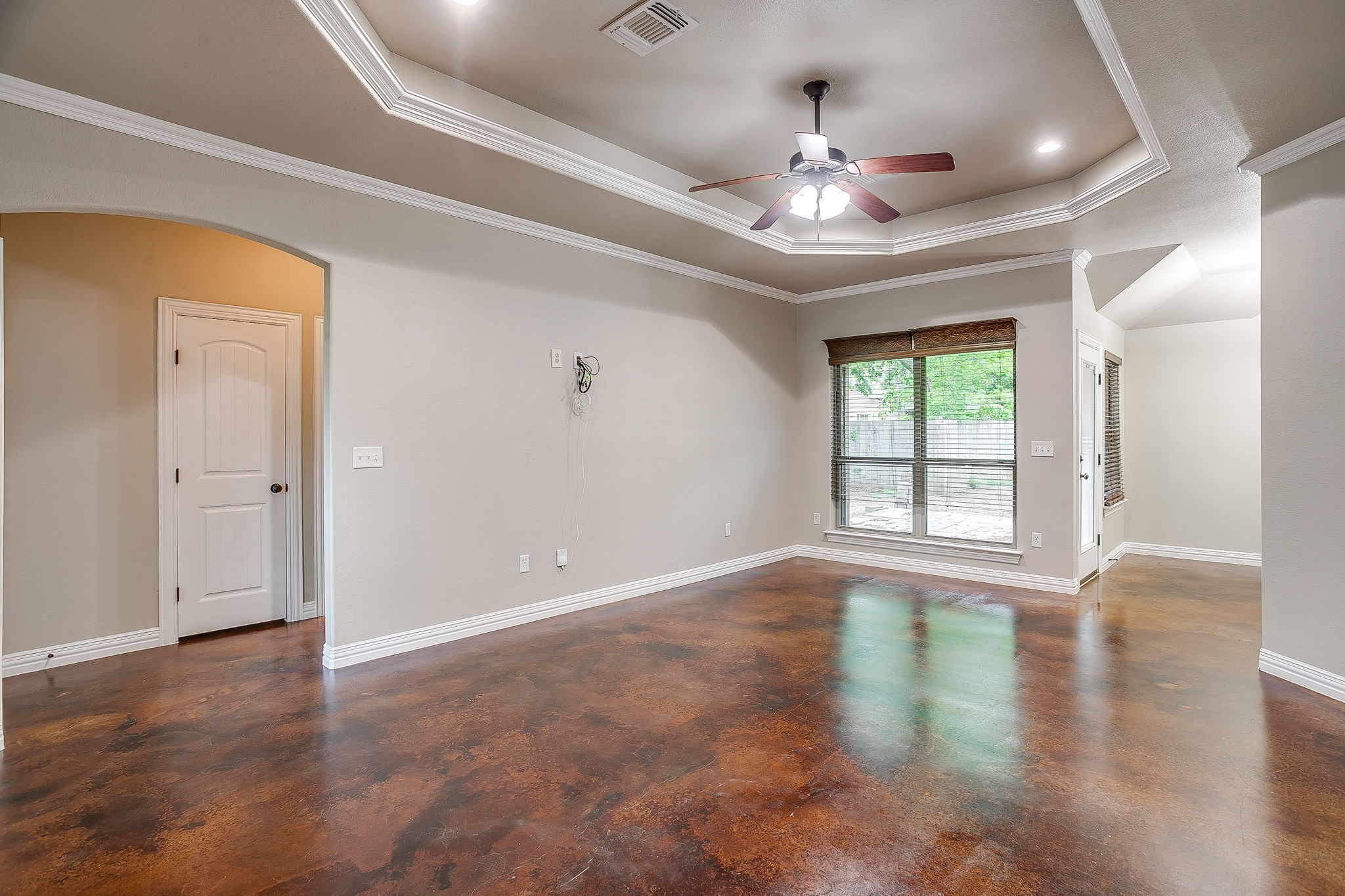 212 W 1st Street Weatherford TX 76086