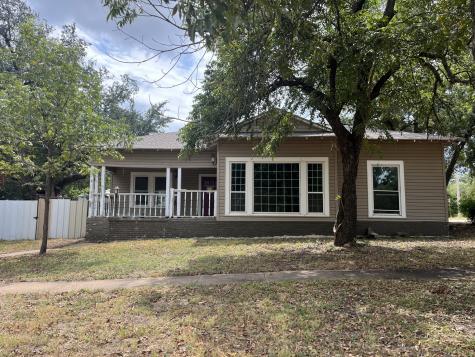 511 W 7th Street Cisco TX 76437