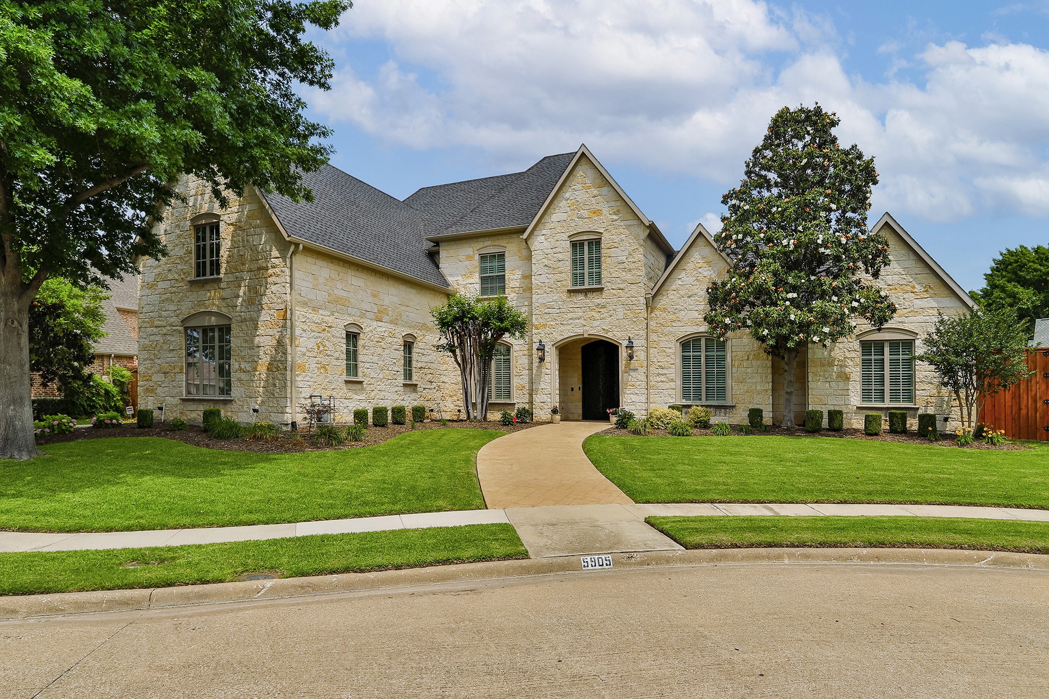 5905 Mcfarland Court Plano TX 75093