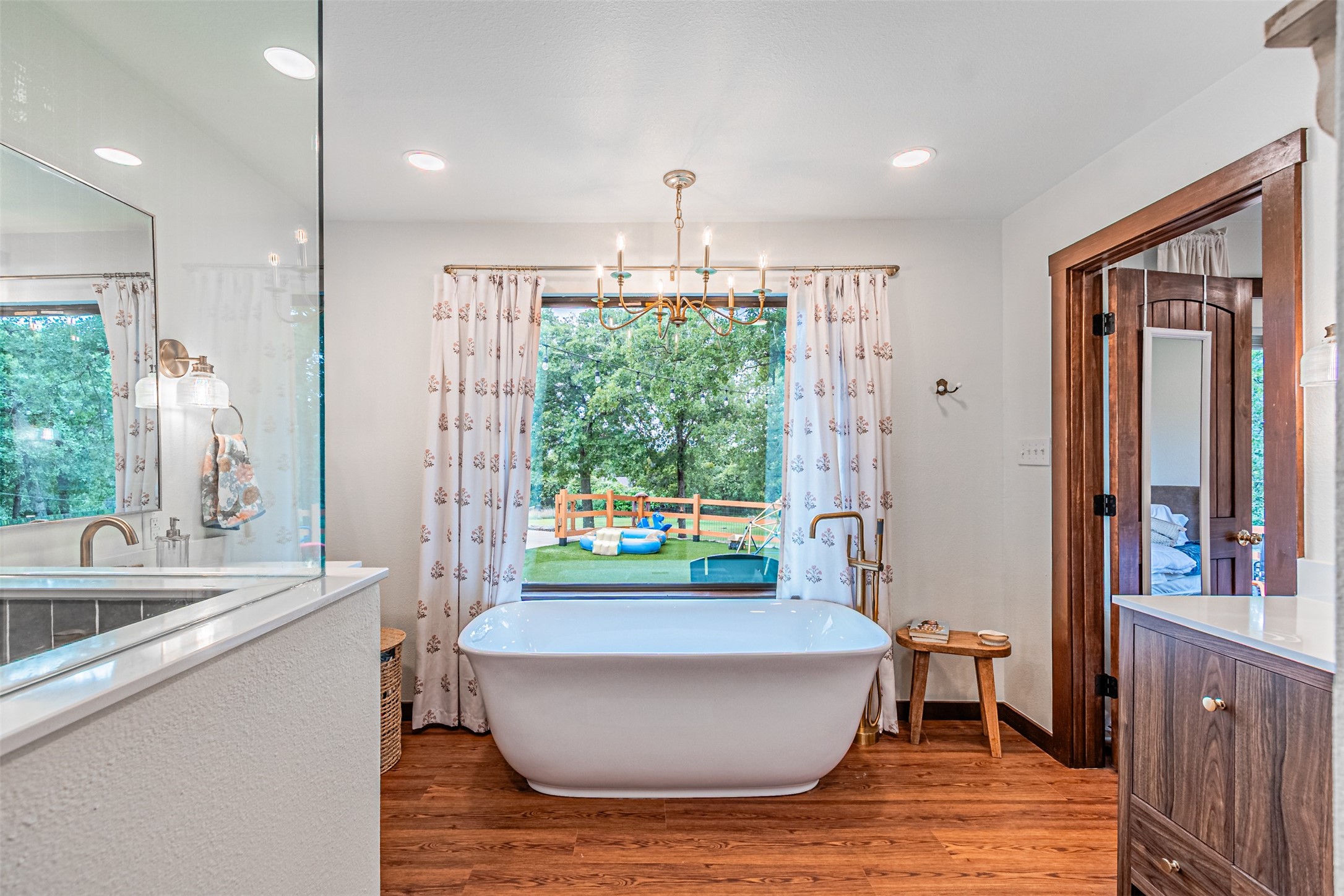 4505 Hunters Glen Court Granbury TX 76048
