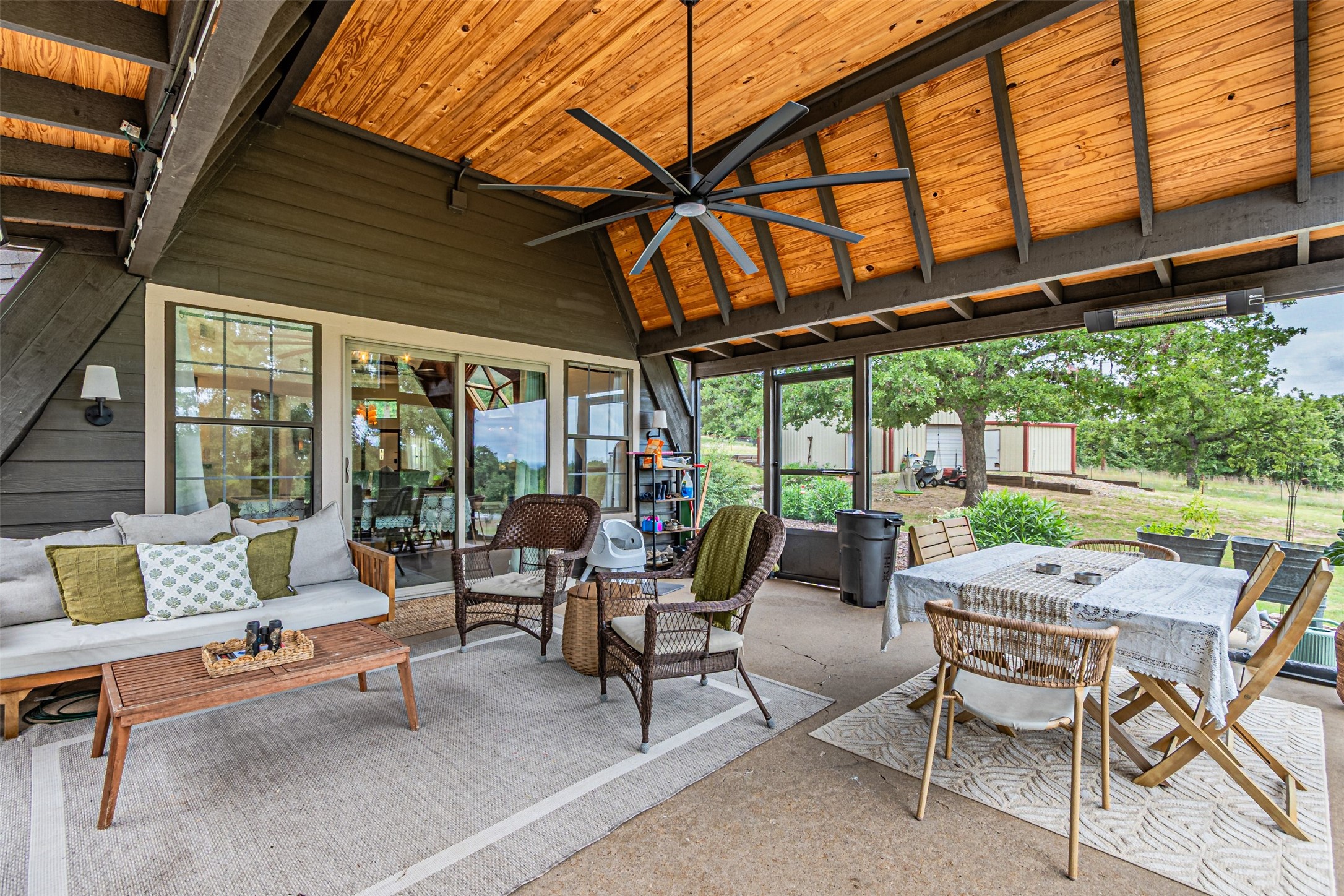 4505 Hunters Glen Court Granbury TX 76048