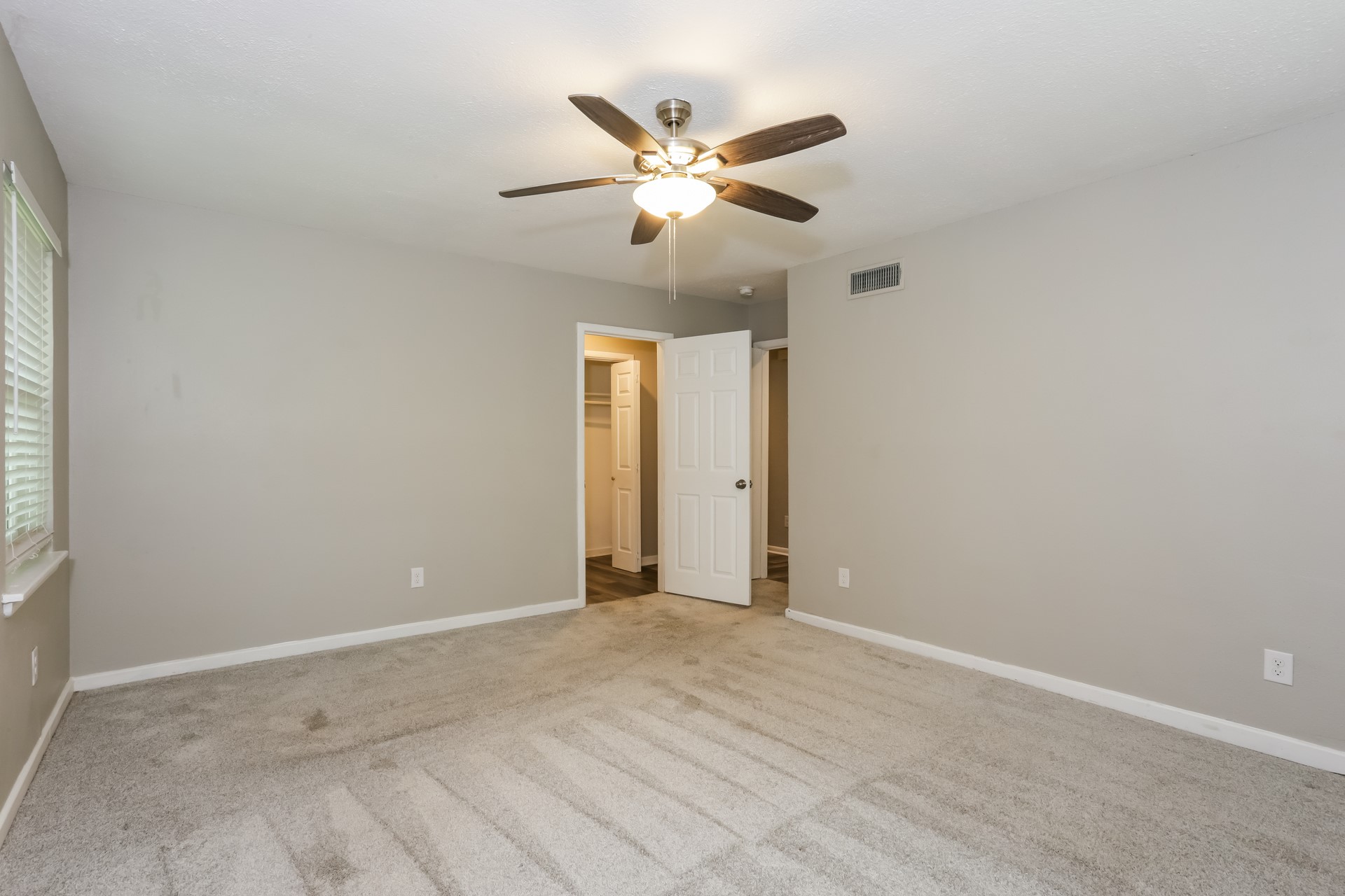 7347 Maringo Drive Dallas TX 75227