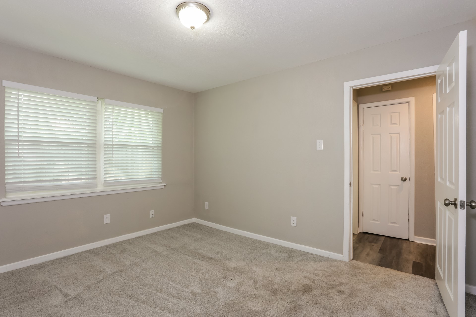 7347 Maringo Drive Dallas TX 75227