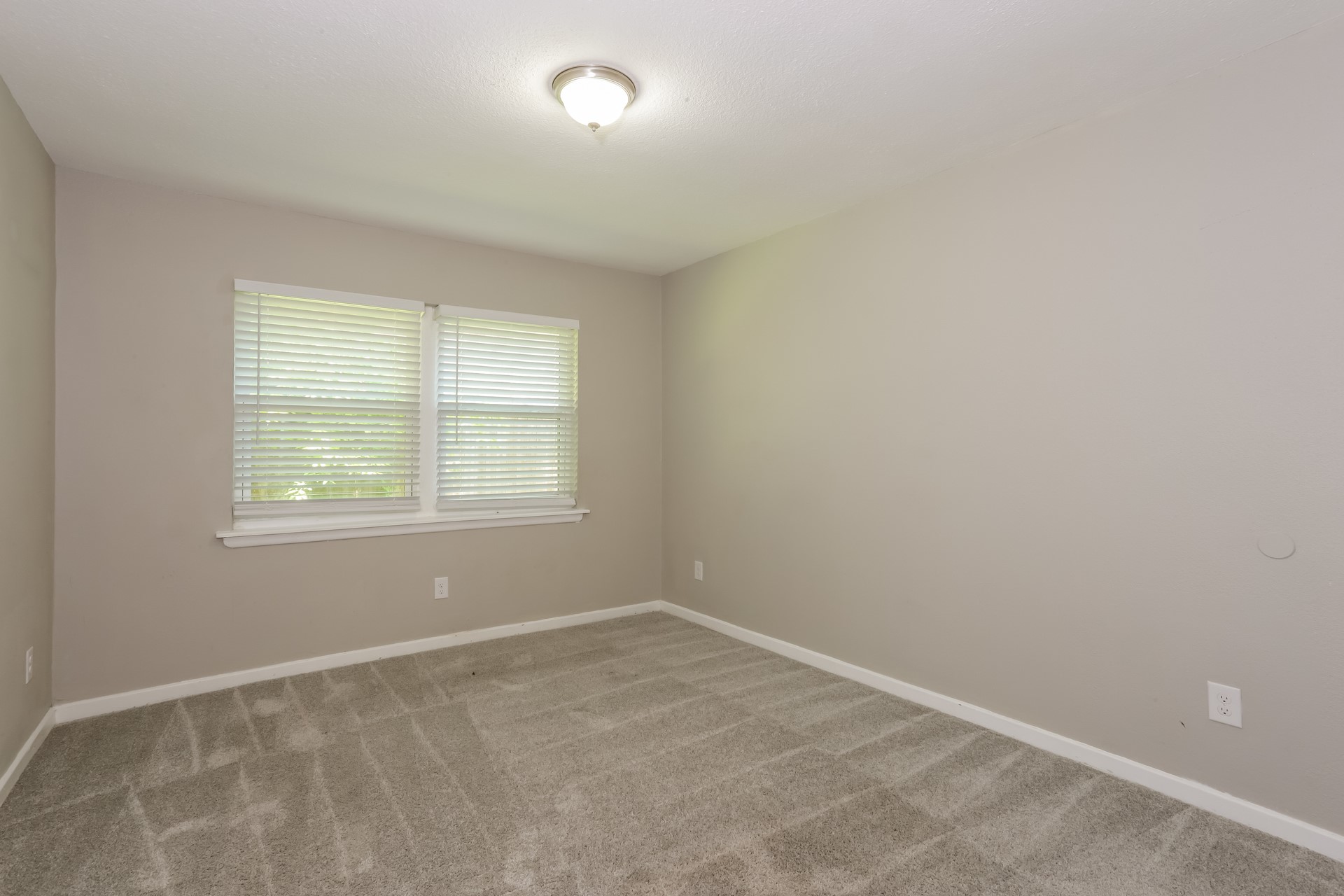 7347 Maringo Drive Dallas TX 75227