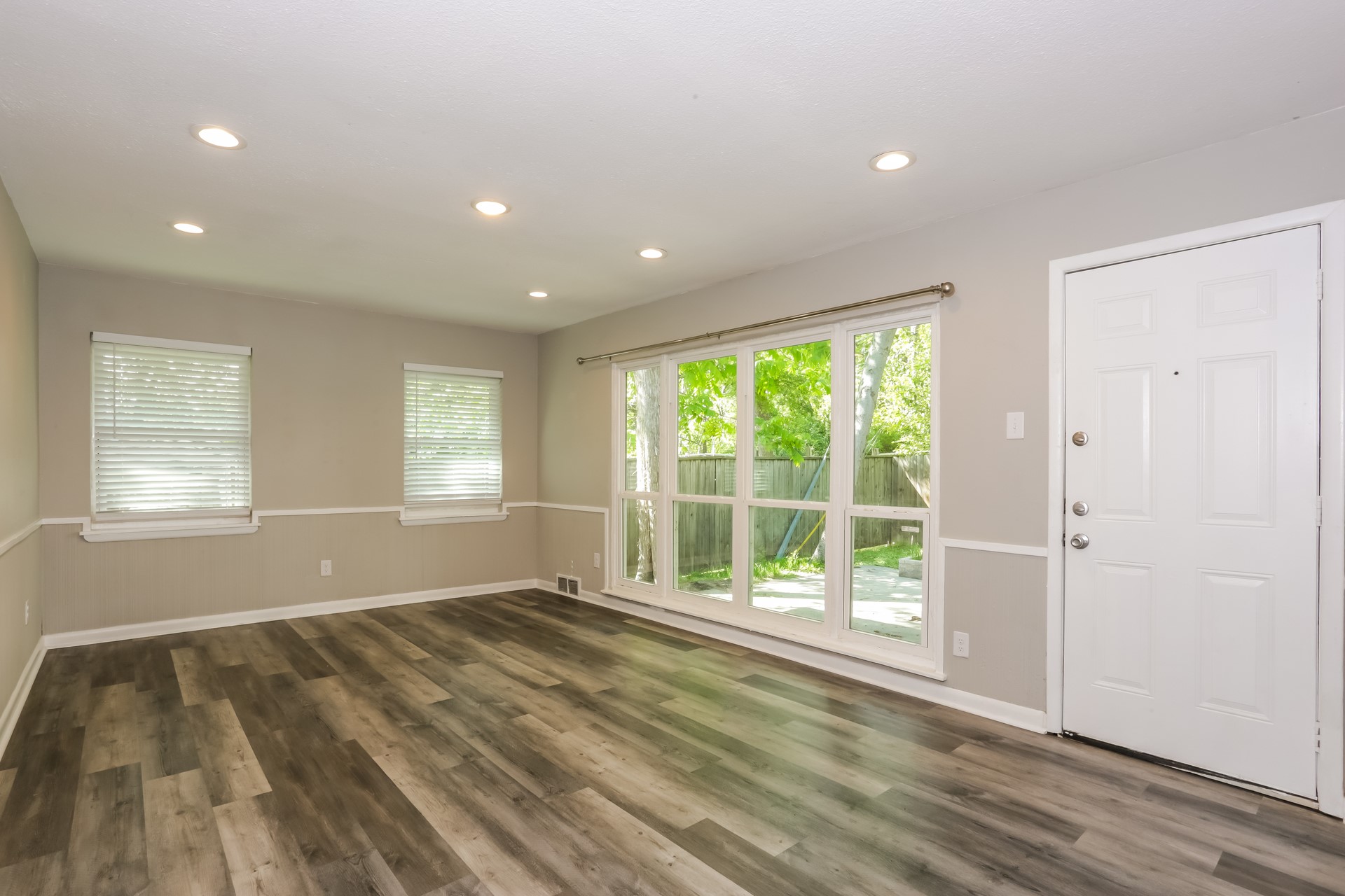 7347 Maringo Drive Dallas TX 75227