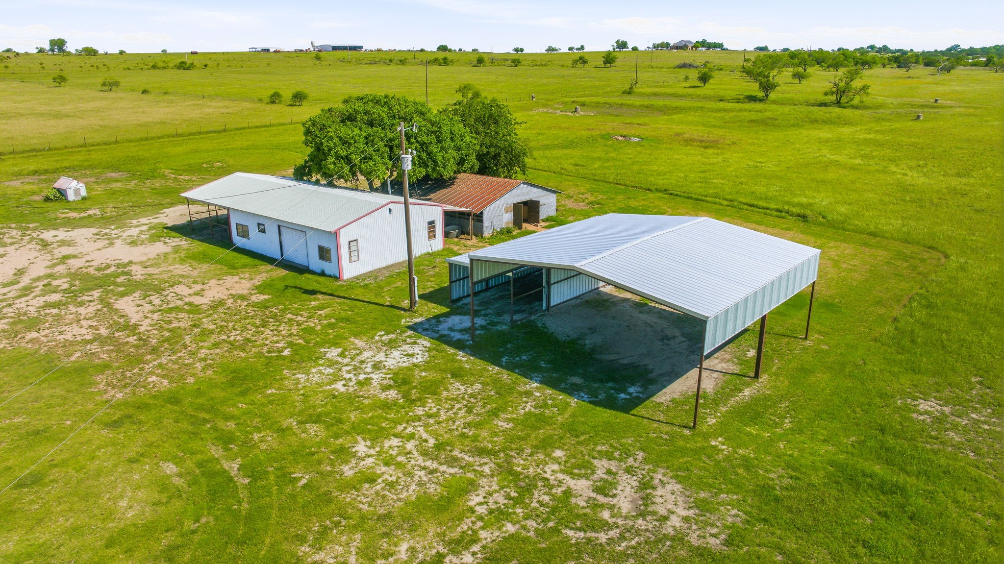 998 Fm218 Hamilton TX 76531