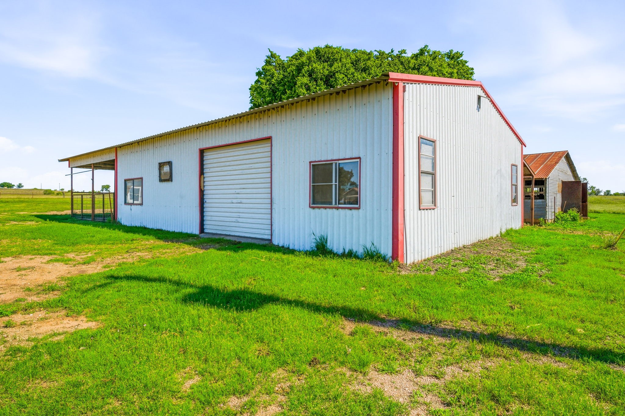 998 Fm218 Hamilton TX 76531