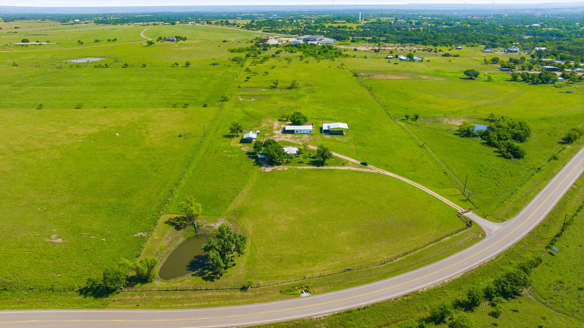 998 Fm218 Hamilton TX 76531