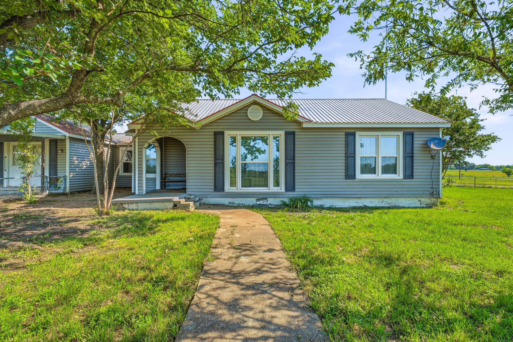 998 Fm218 Hamilton TX 76531