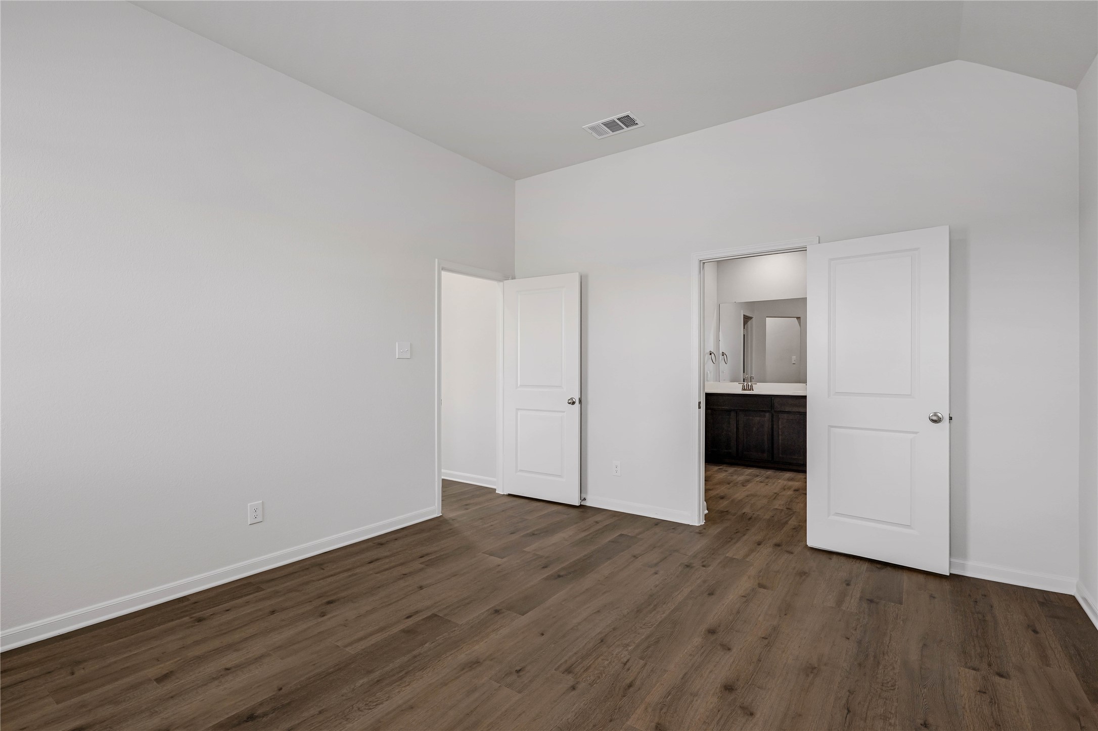 905 Cawthorne Trail Fort Worth TX 76108