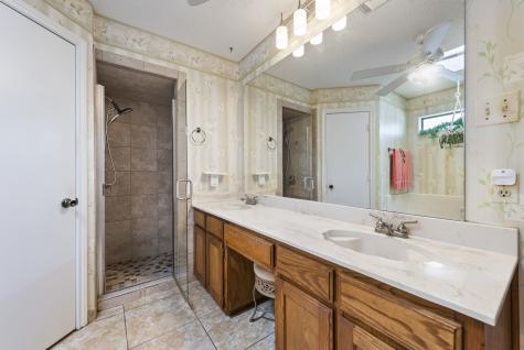 4510 Indian Oaks Trail Arlington TX 76017