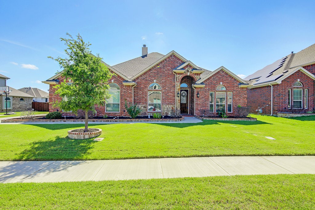 228 Chateau Avenue Kennedale TX 76060