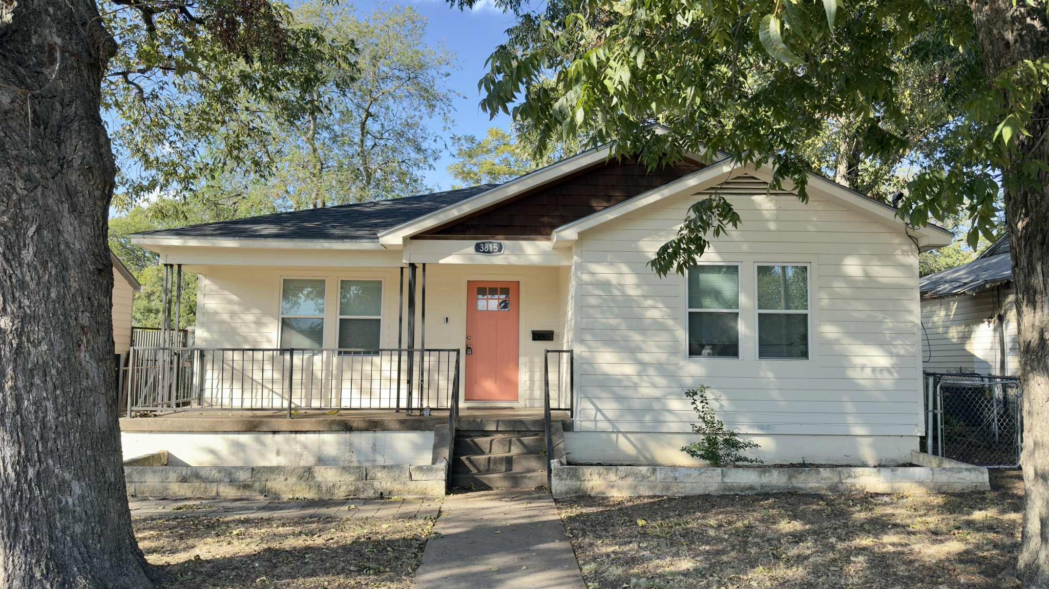 3815 Poinsettia Drive Dallas TX 75211