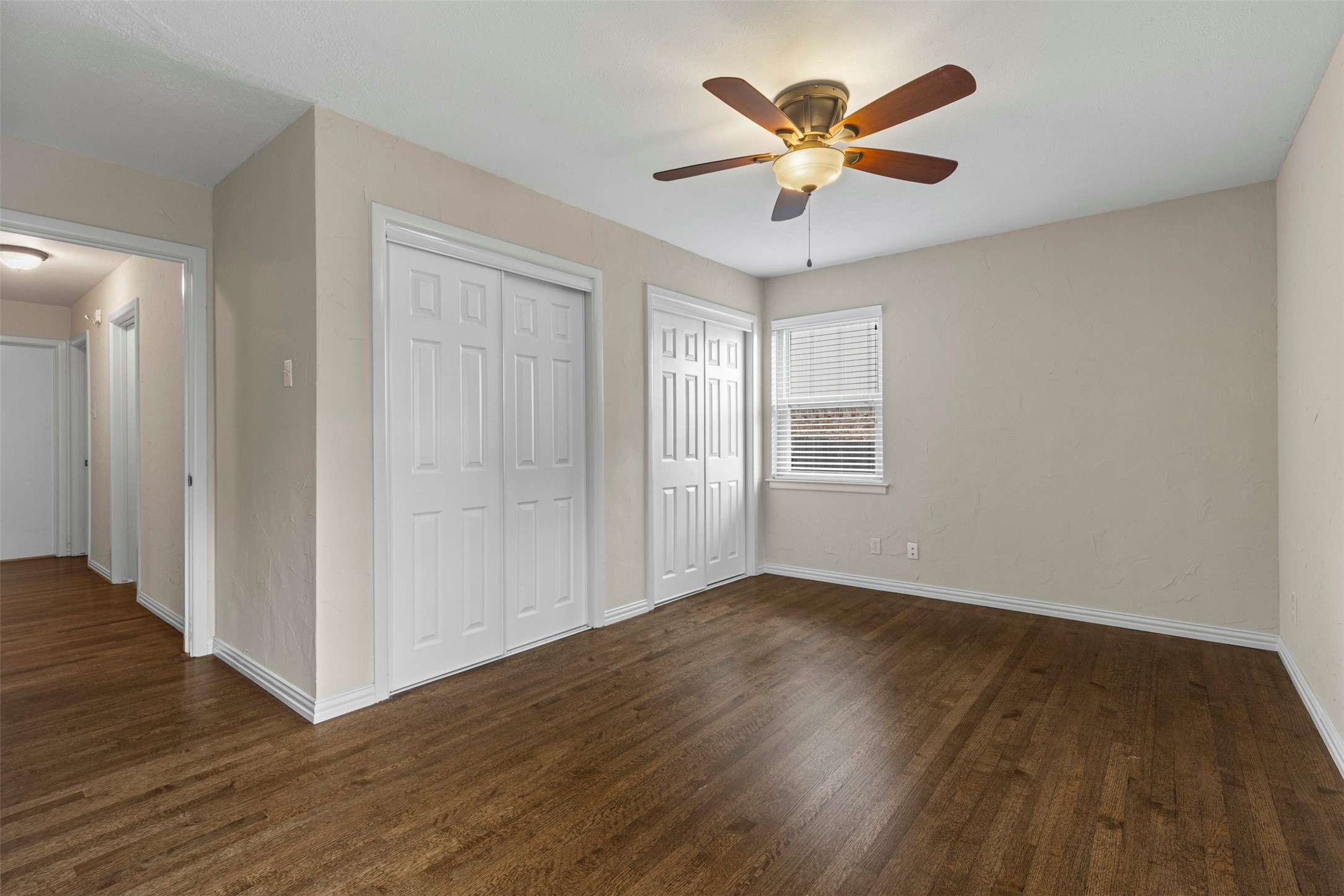 9209 Boundbrook Avenue Dallas TX 75243