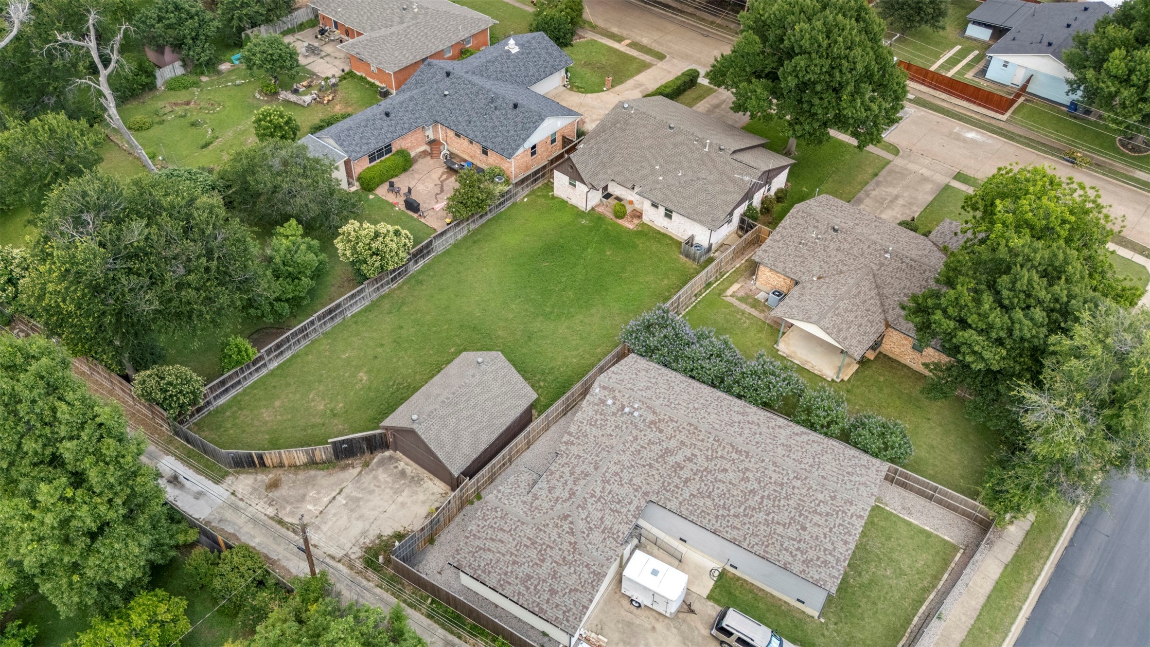 9209 Boundbrook Avenue Dallas TX 75243