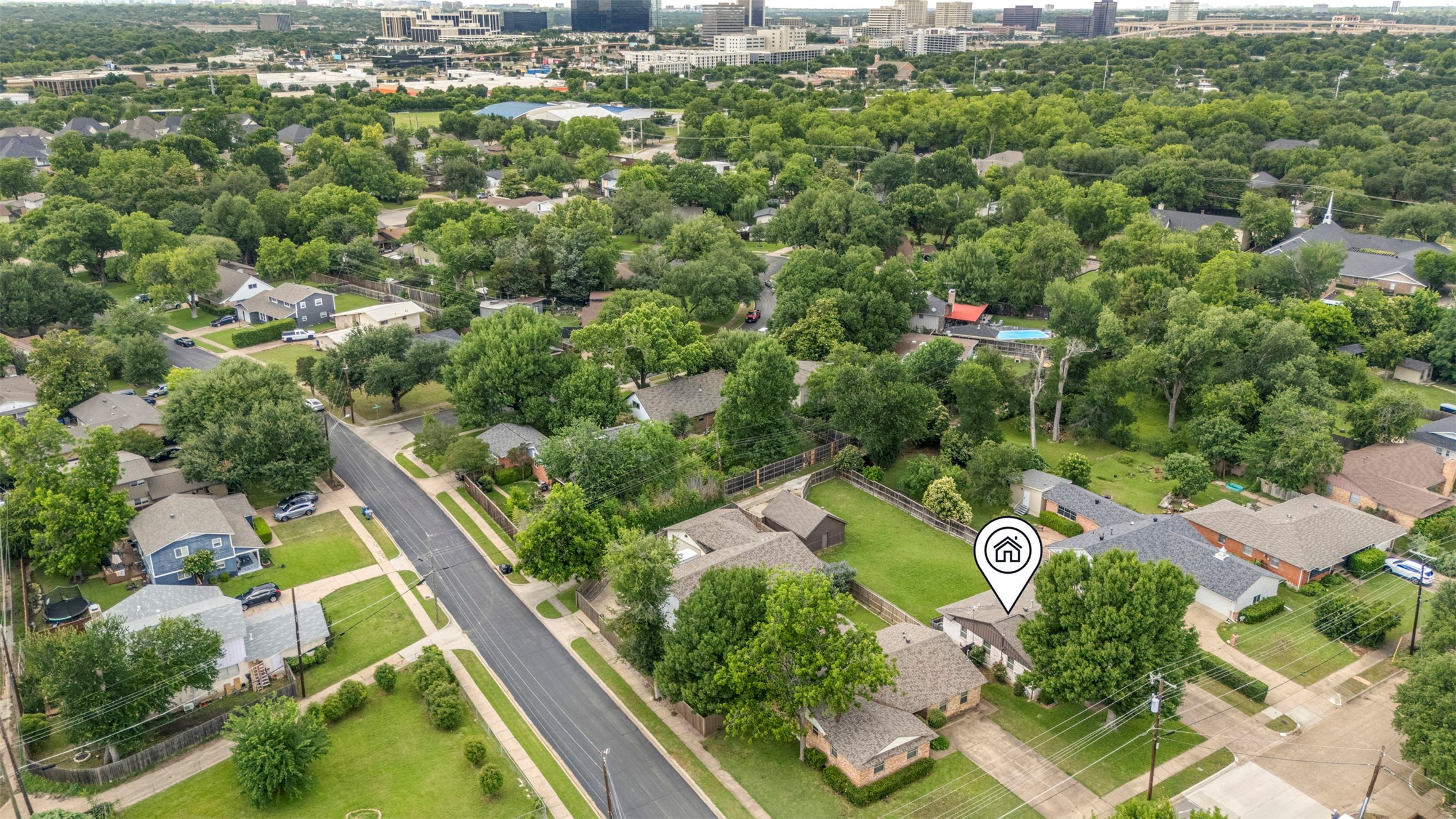 9209 Boundbrook Avenue Dallas TX 75243