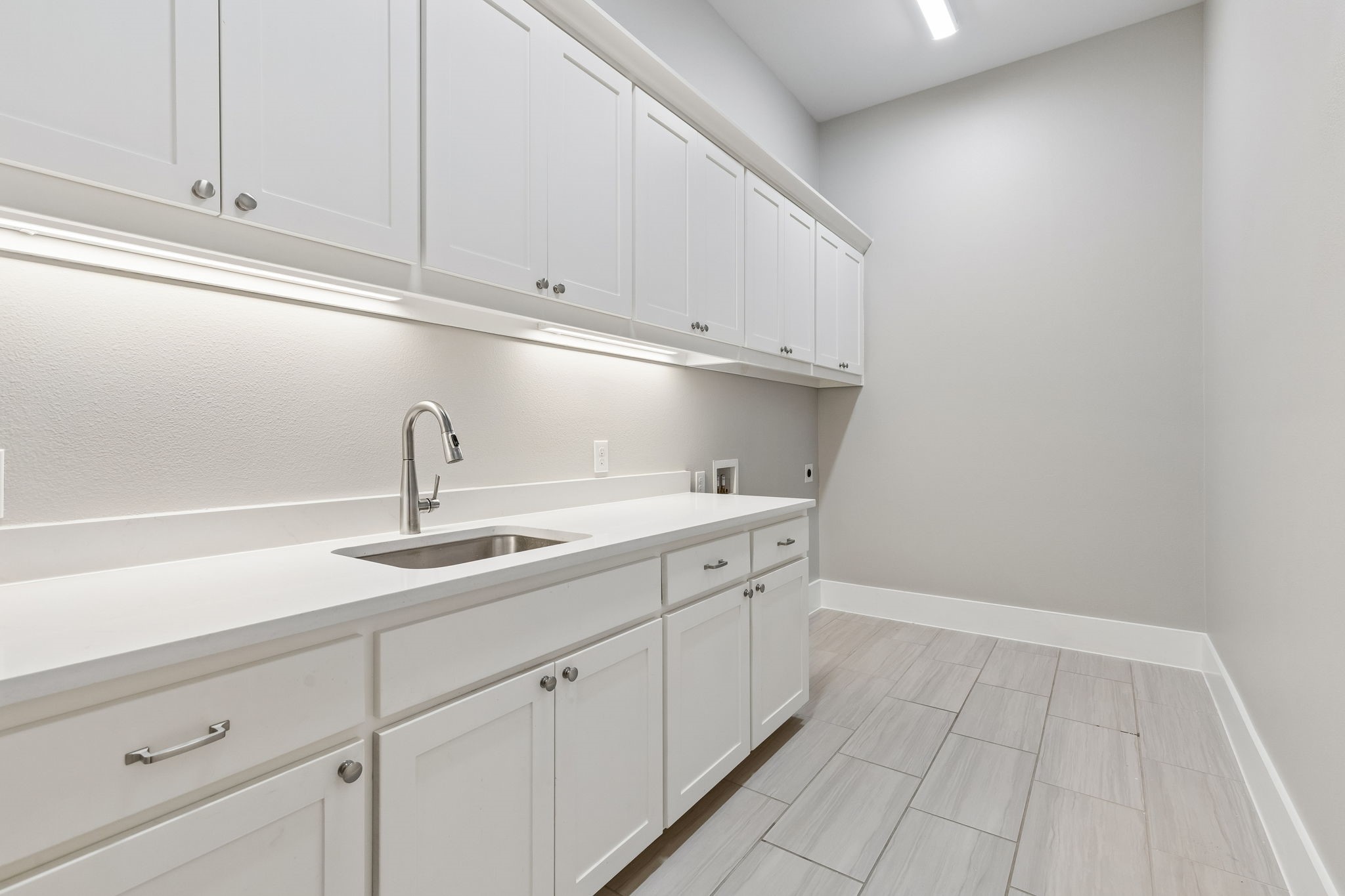 6917 Valley View Lane Dallas TX 75240