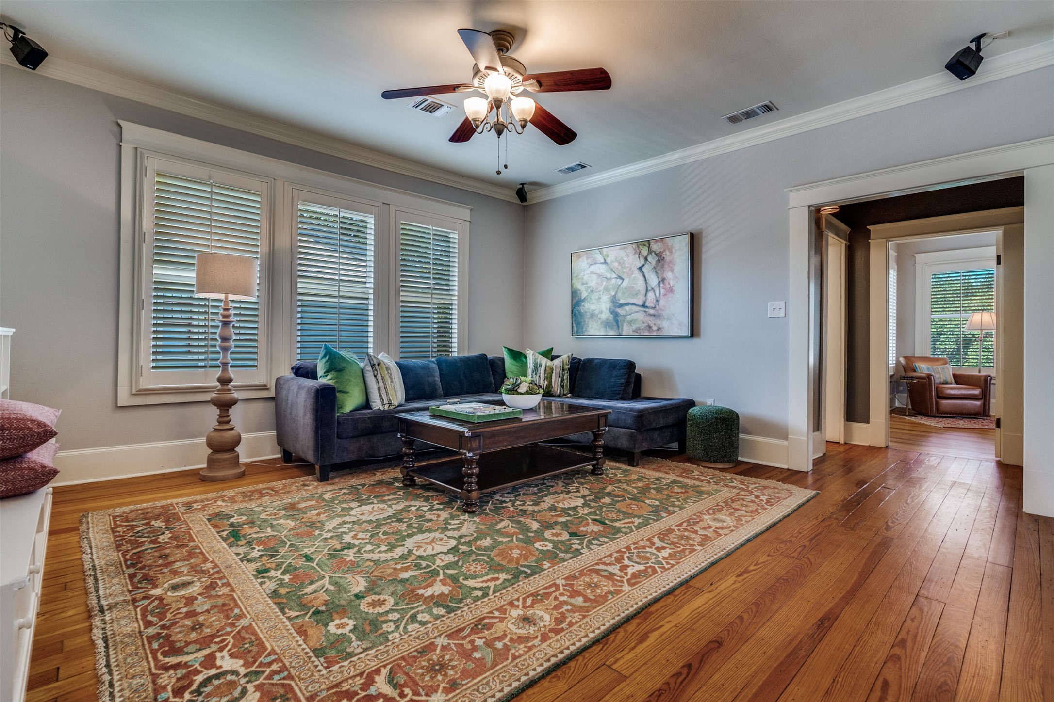 4811 Swiss Avenue Dallas TX 75204