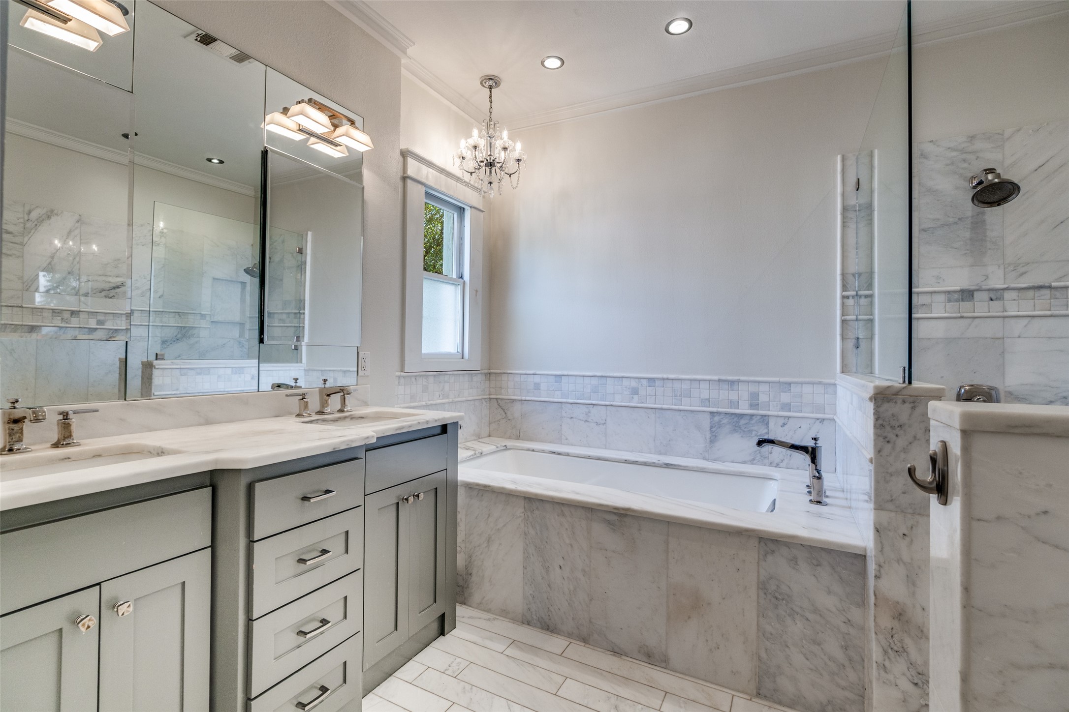 4811 Swiss Avenue Dallas TX 75204
