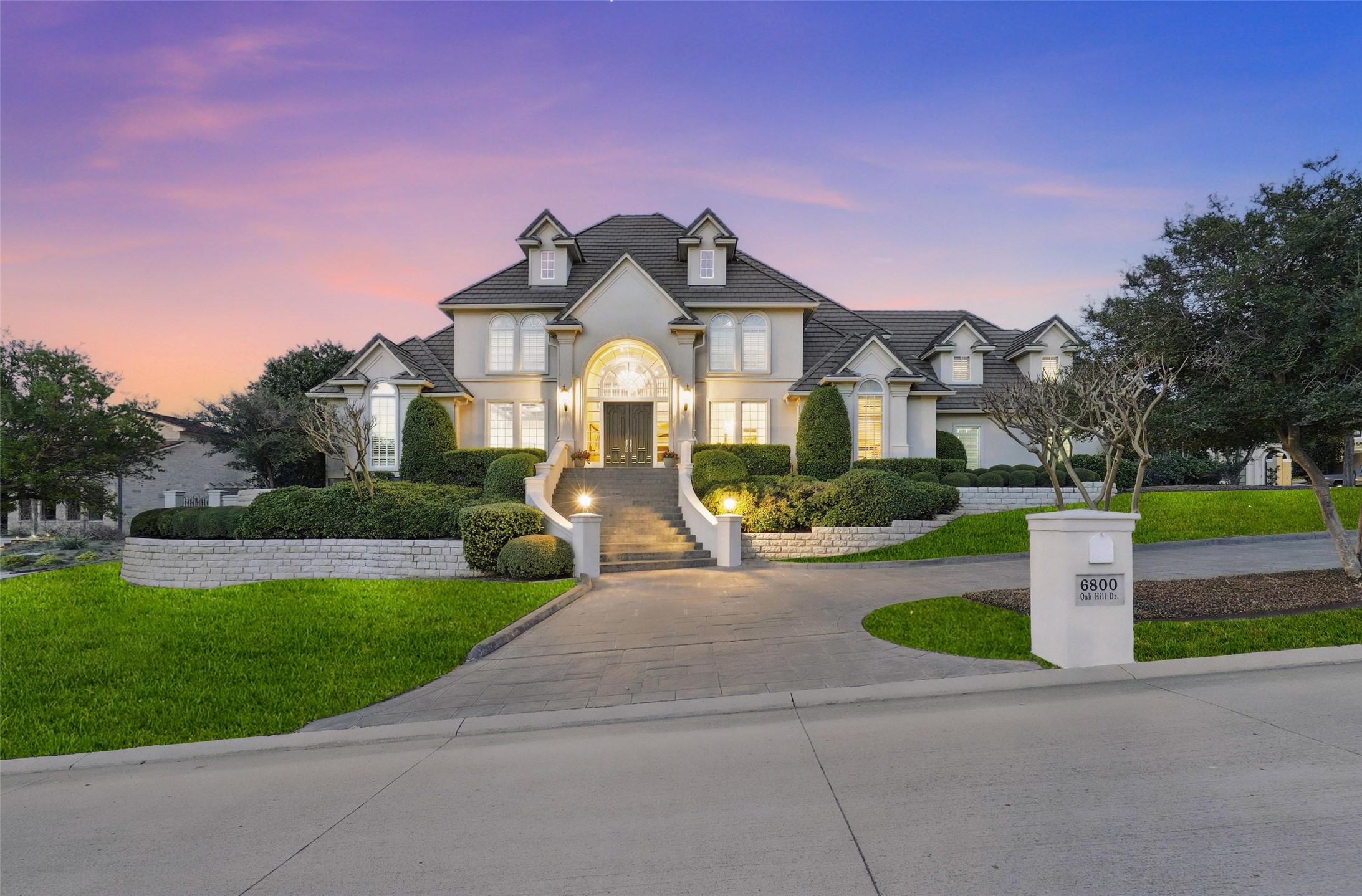 6800 Oak Hill Drive Fort Worth TX 76132