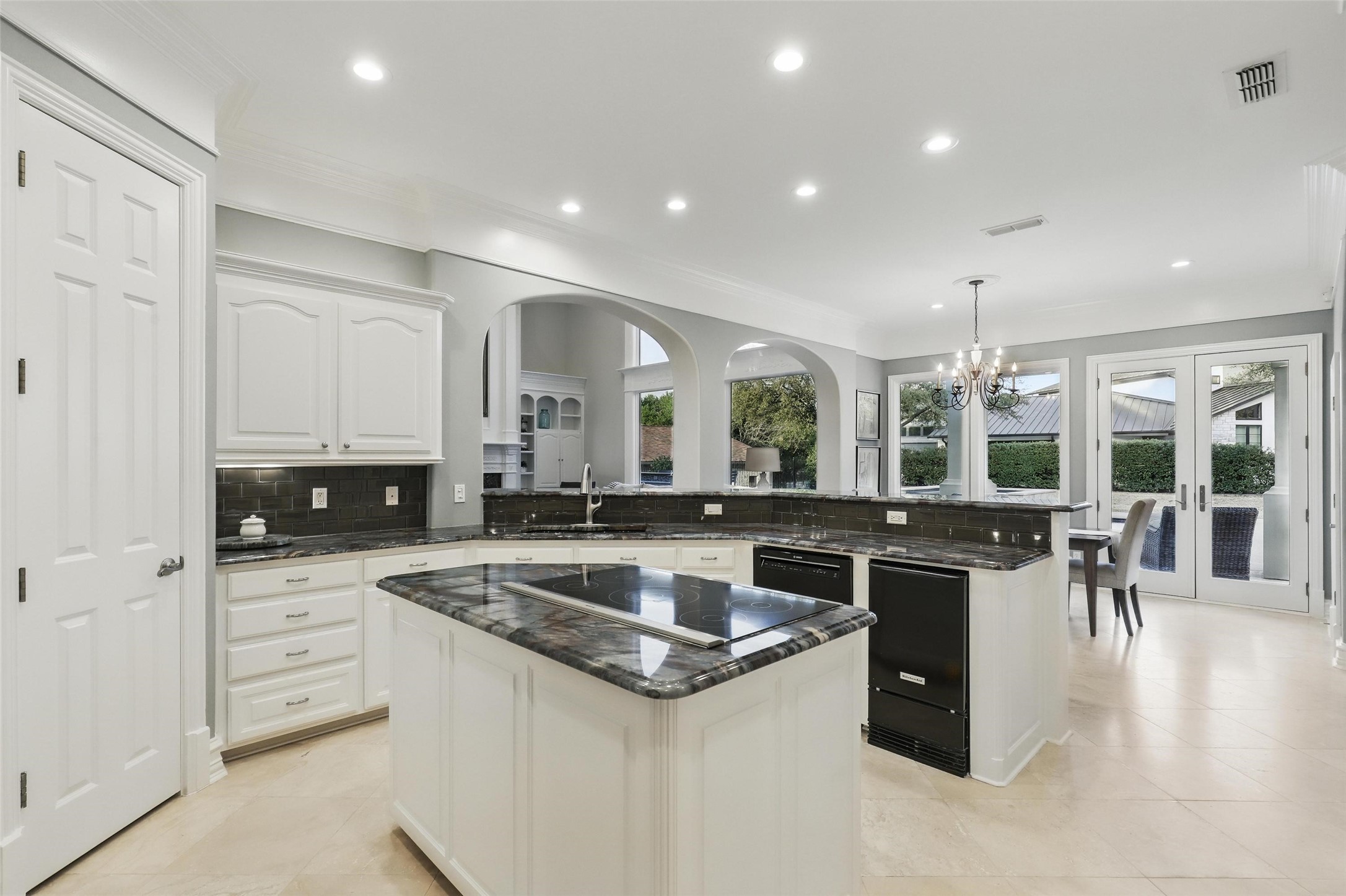 6800 Oak Hill Drive Fort Worth TX 76132