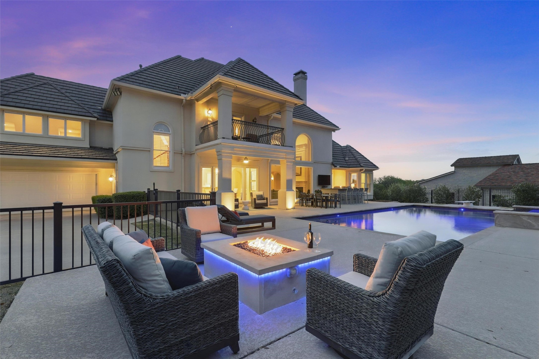 6800 Oak Hill Drive Fort Worth TX 76132
