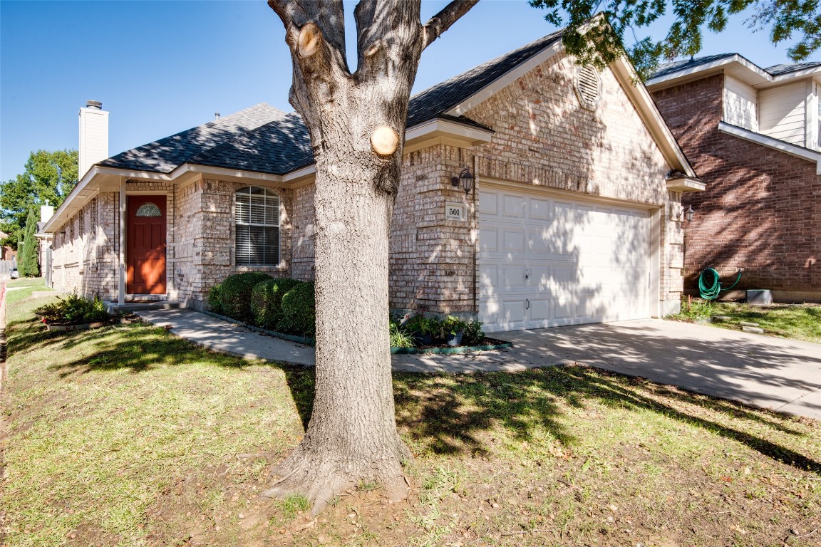 501 Saddle Drive Euless TX 76039