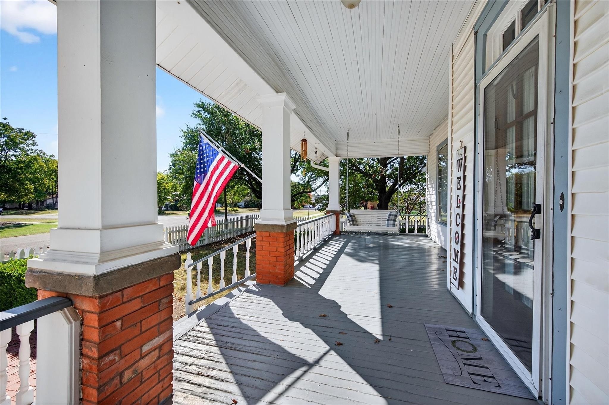201 N Main Street Leonard TX 75452