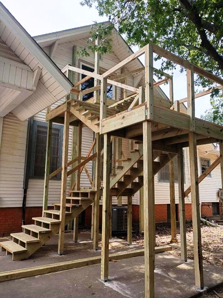 201 N Main Street Leonard TX 75452