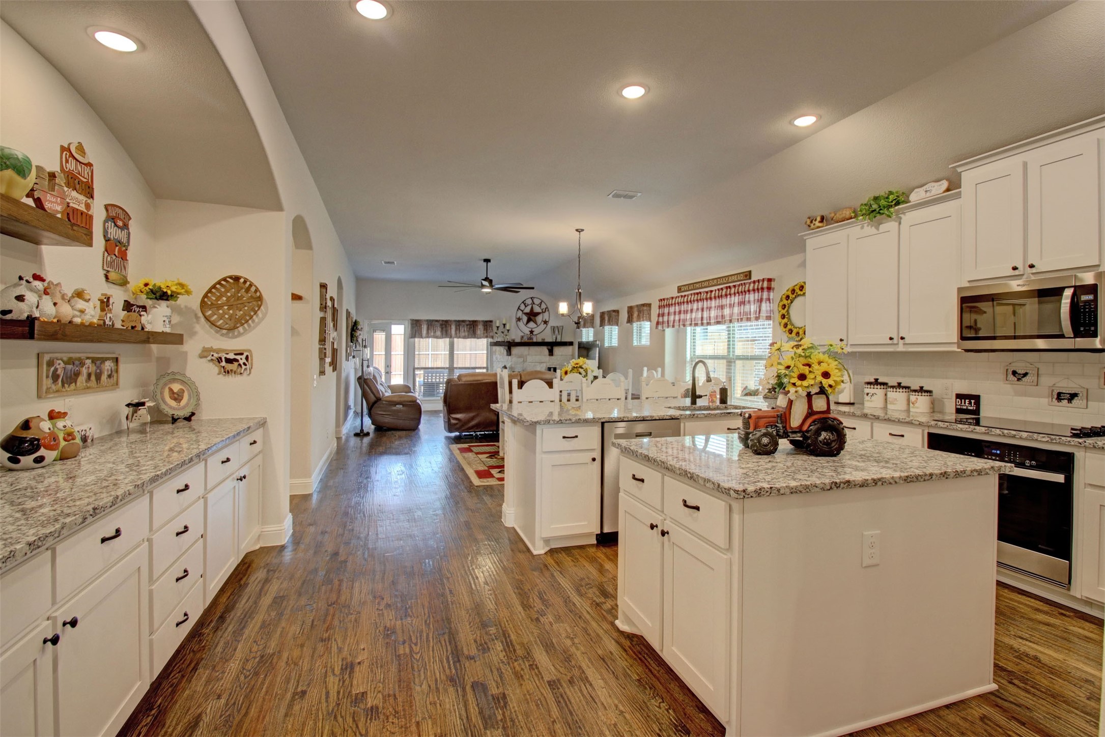 1916 Nightfall Drive Alvarado TX 76009