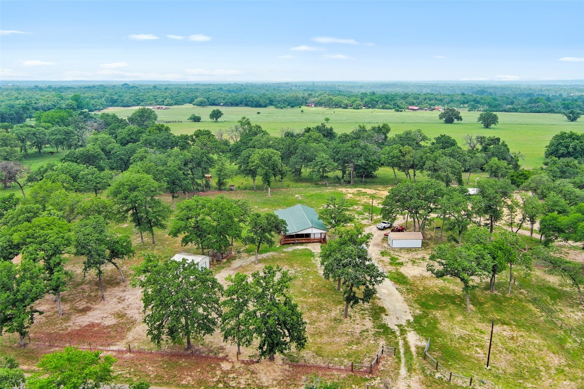 17197 County Road 224 Oakwood TX 75855