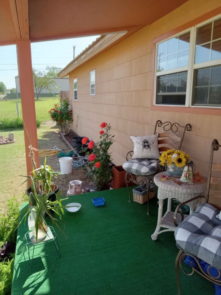 408 E Johnston Street Rotan TX 79546