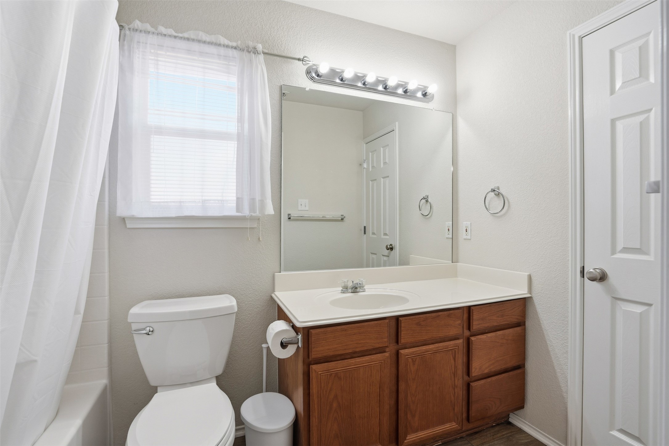 212 Preston Drive Cleburne TX 76033