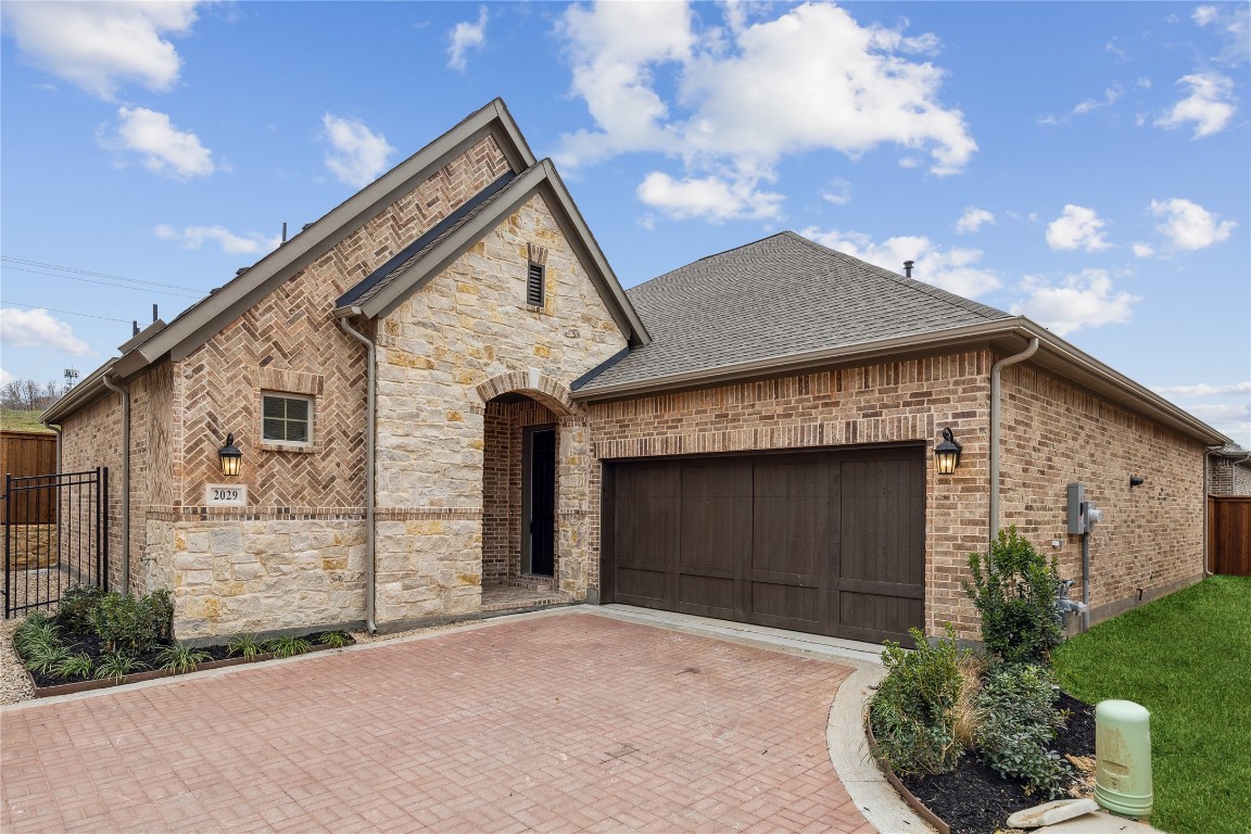2029 Spotted Fawn Drive Arlington TX 76005