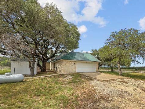 895 Pr 202 - 25ac Highway 281 Hamilton TX 76531