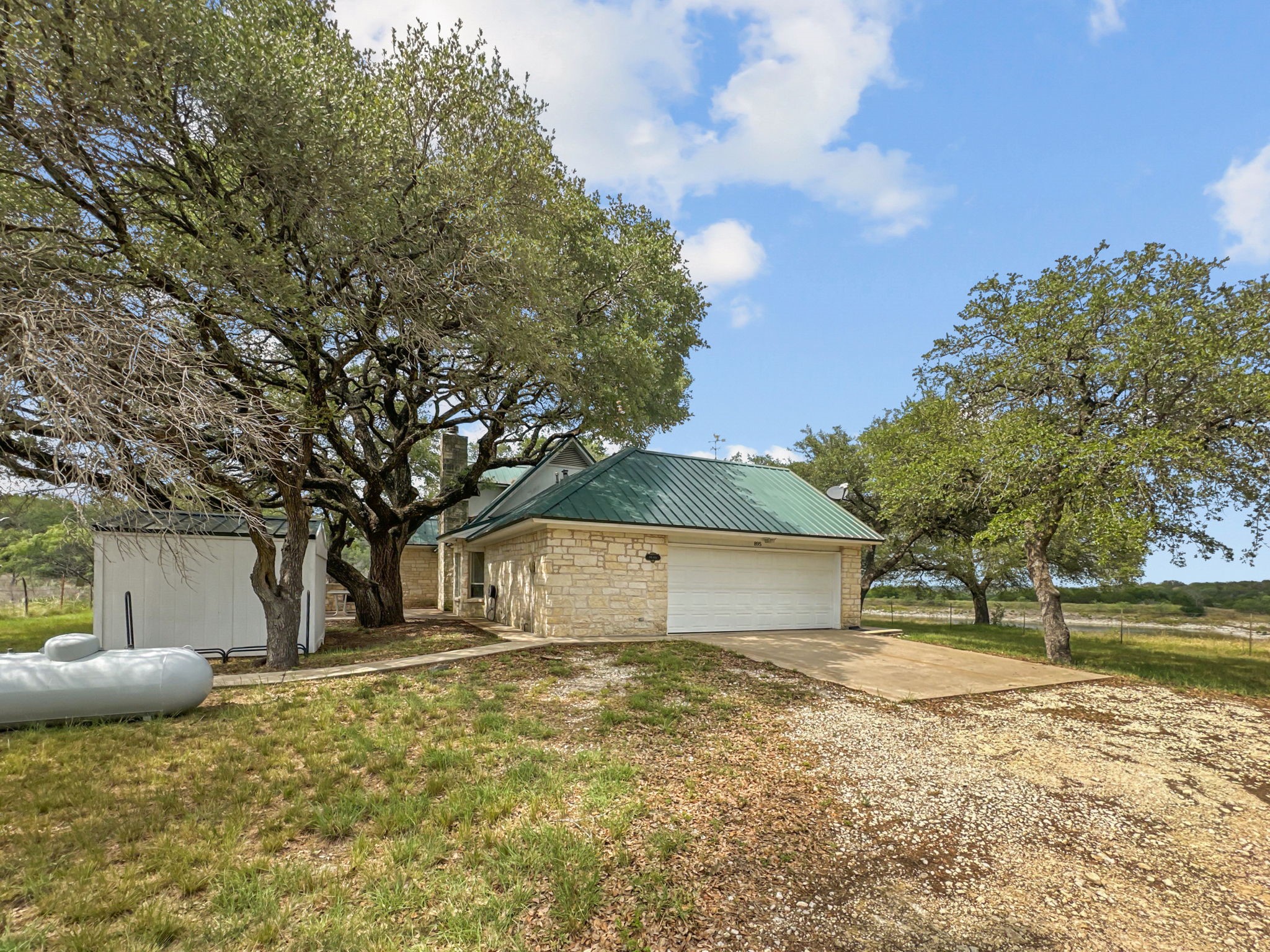 895 Pr 202 - 25ac Highway 281 Hamilton TX 76531