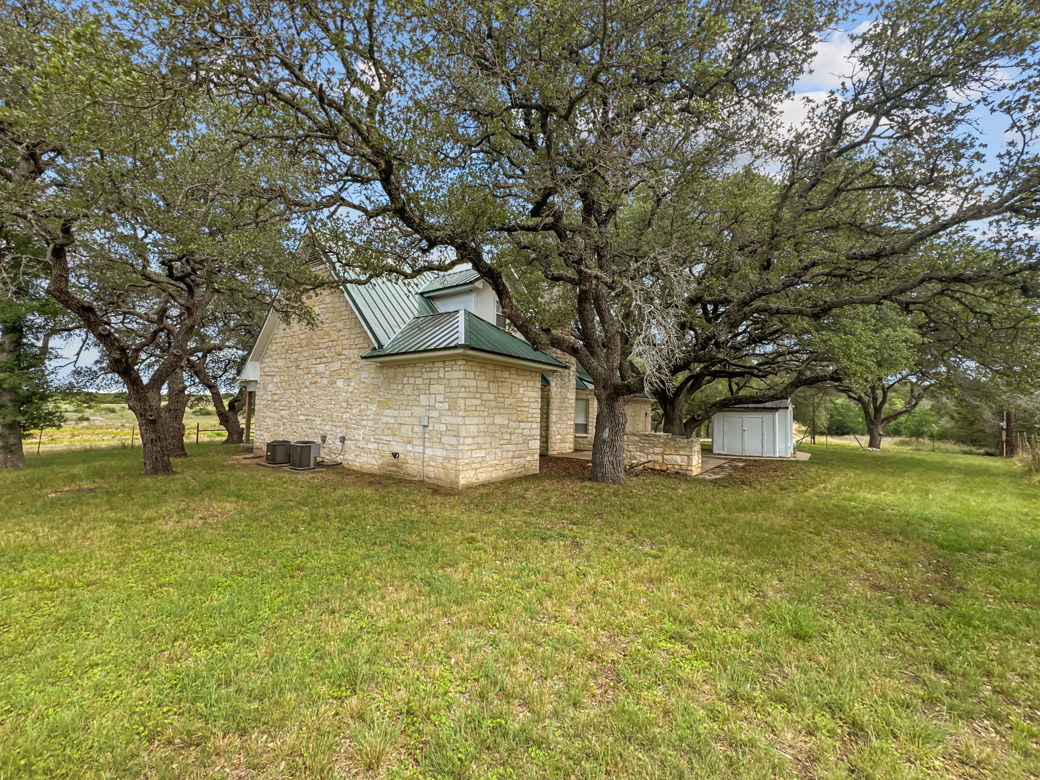 895 Pr 202 - 25ac Highway 281 Hamilton TX 76531