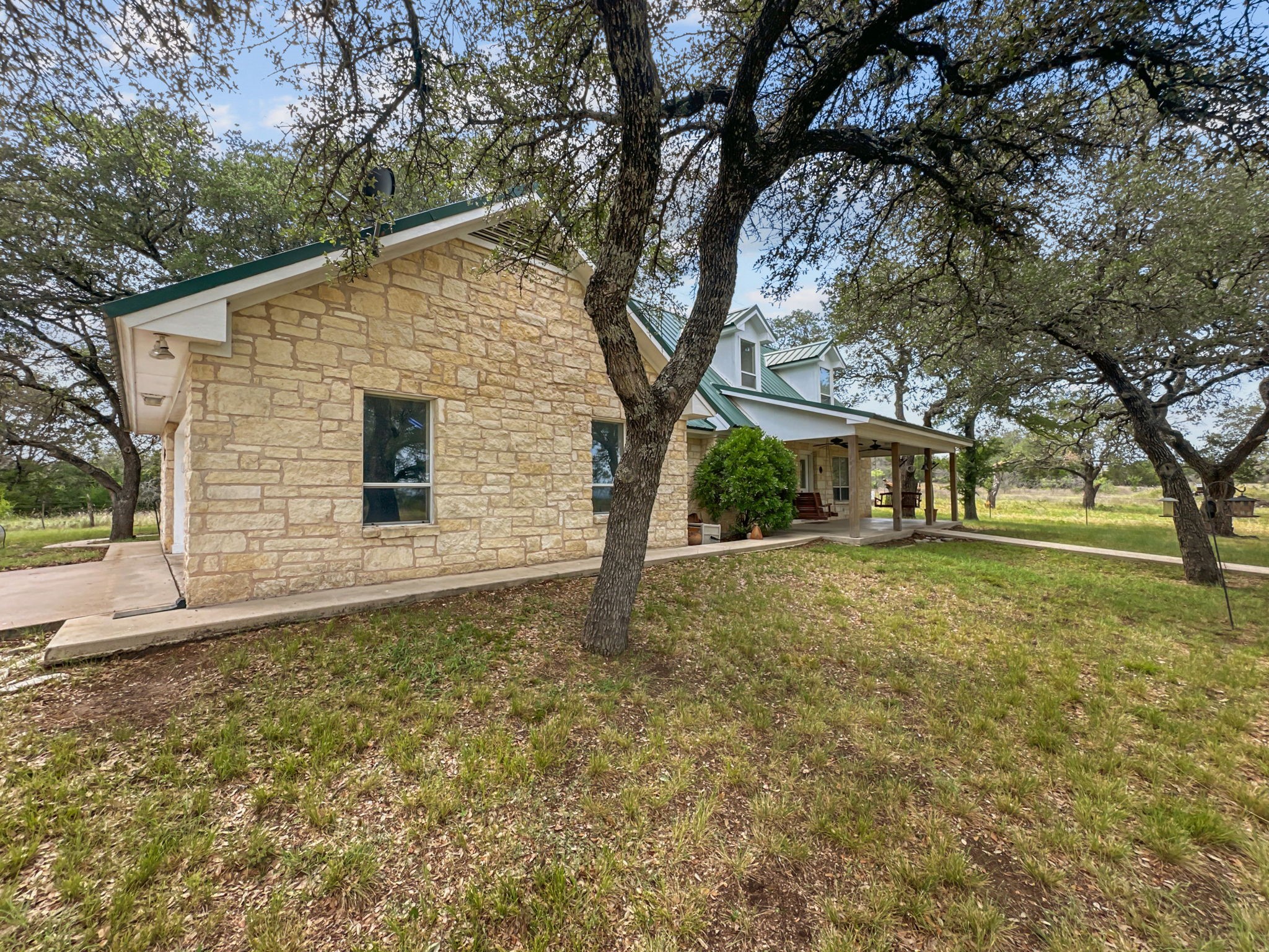 895 Pr 202 - 25ac Highway 281 Hamilton TX 76531