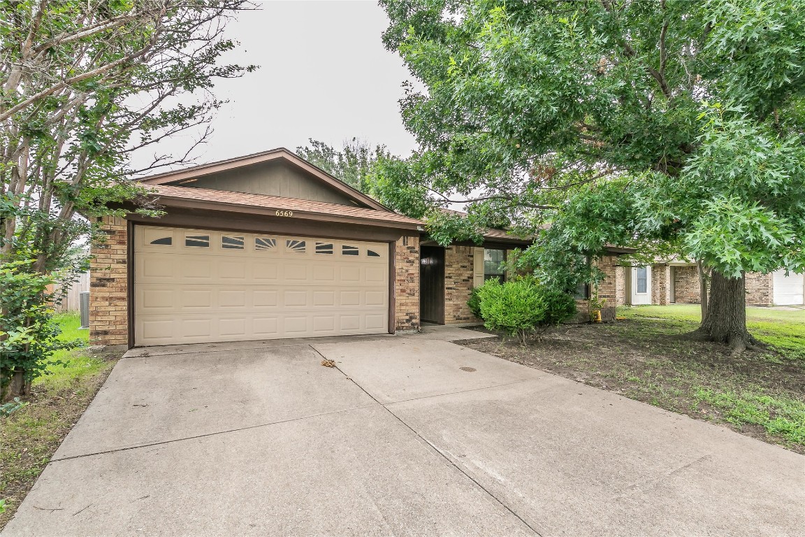 6569 High Lawn Terrace Watauga TX 76148