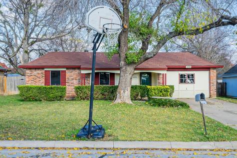 5256 Parkview Drive Haltom City TX 76148