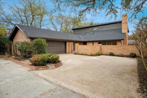 62 Legend Road Benbrook TX 76132
