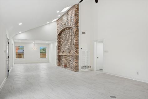 62 Legend Road Benbrook TX 76132