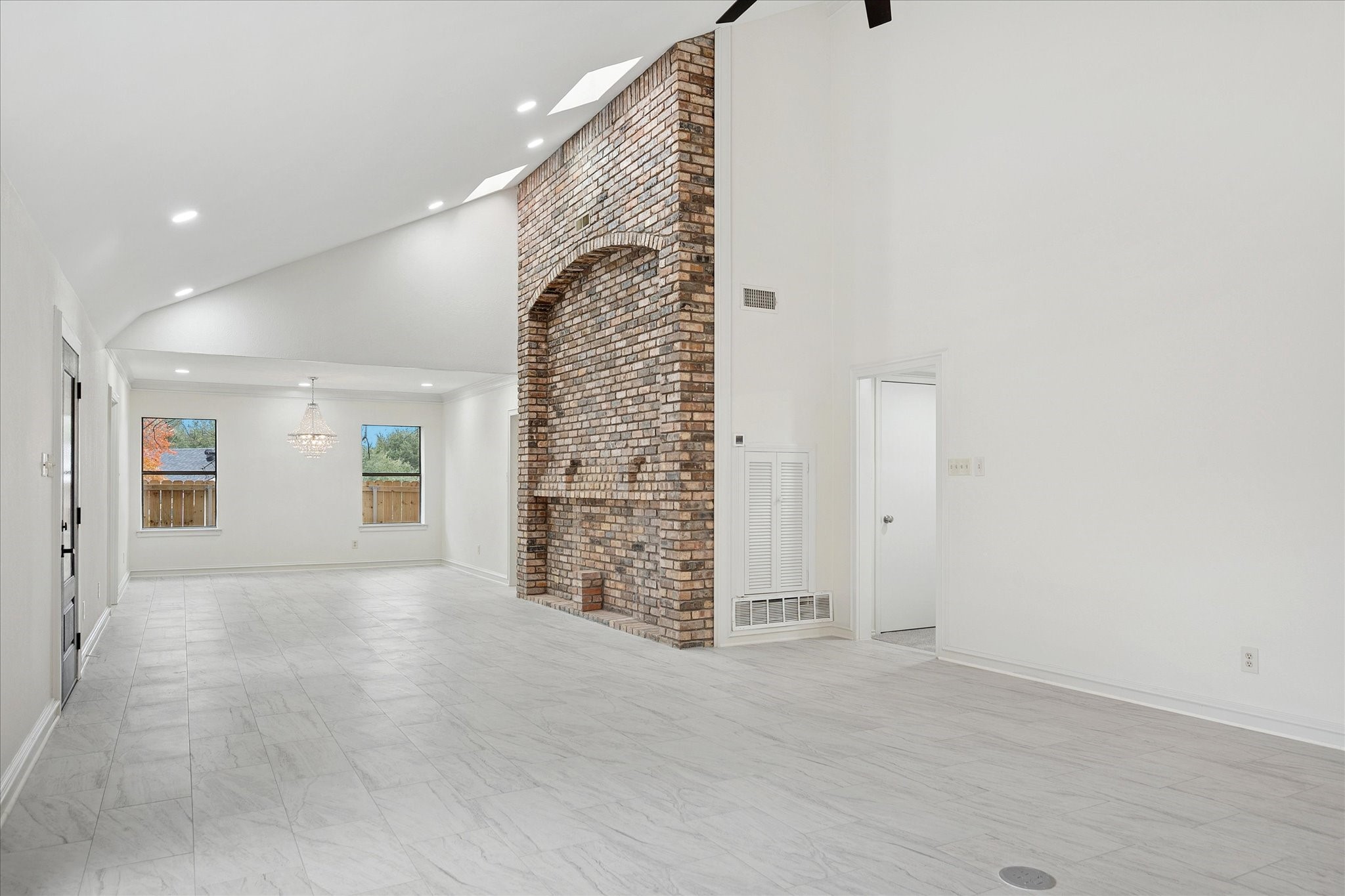 62 Legend Road Benbrook TX 76132
