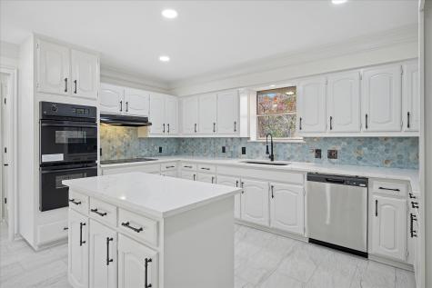 62 Legend Road Benbrook TX 76132