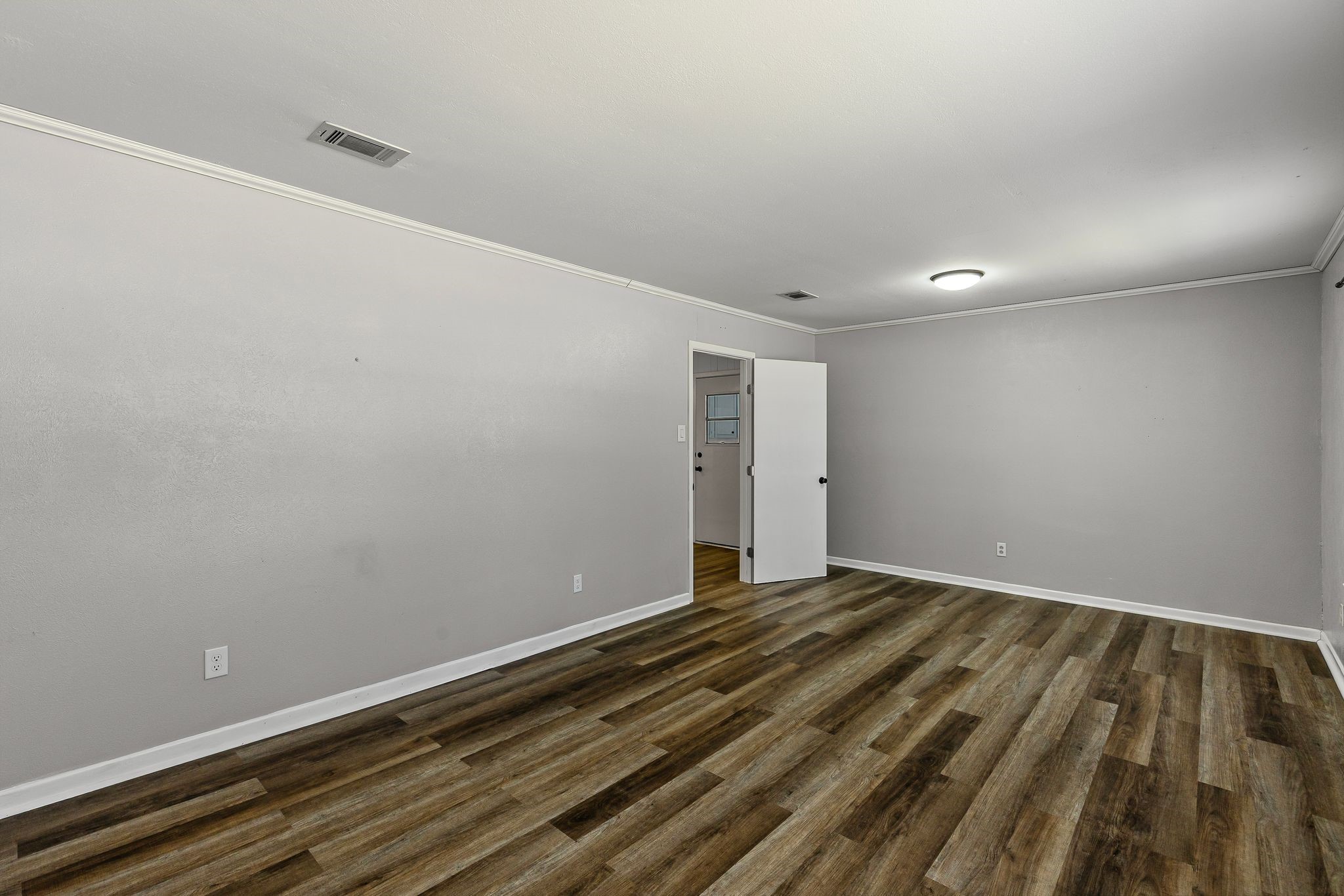 148 Royal Lane Commerce TX 75428