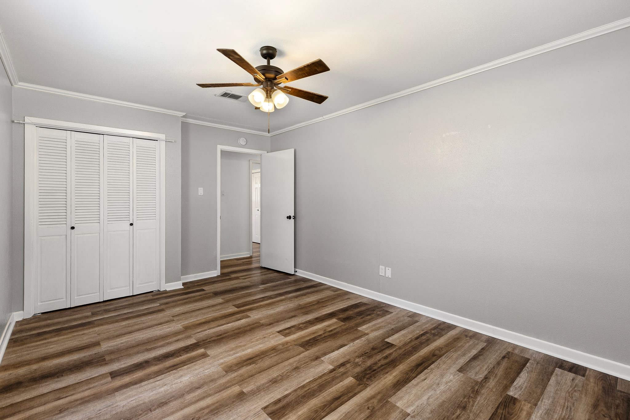 148 Royal Lane Commerce TX 75428