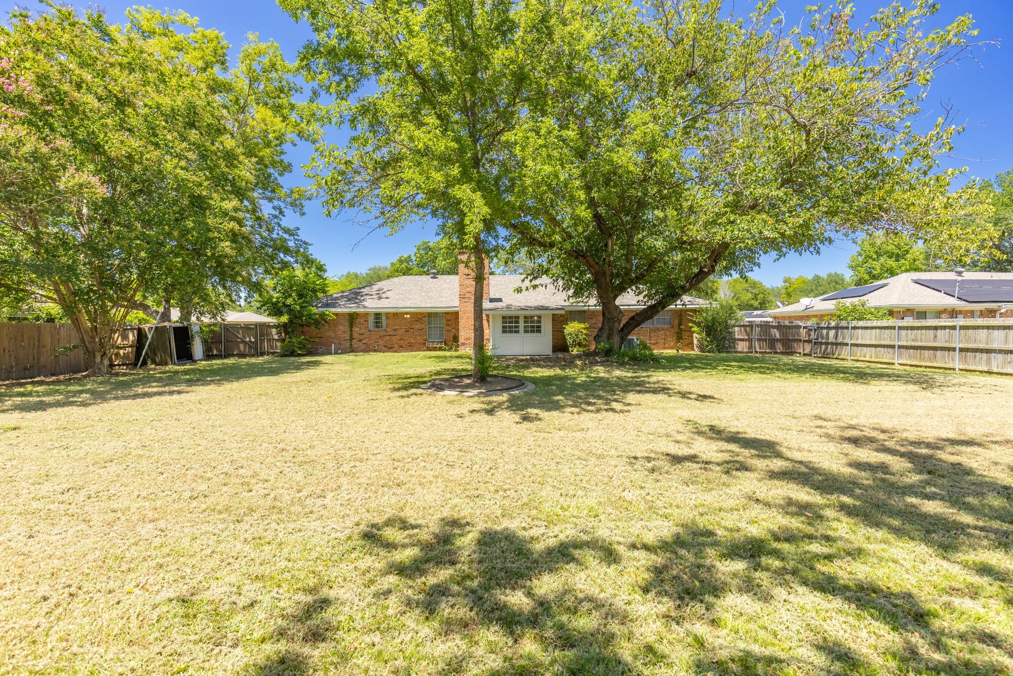 148 Royal Lane Commerce TX 75428