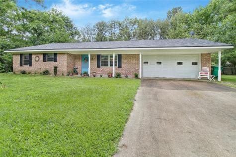101 Martin Street Naples TX 75568