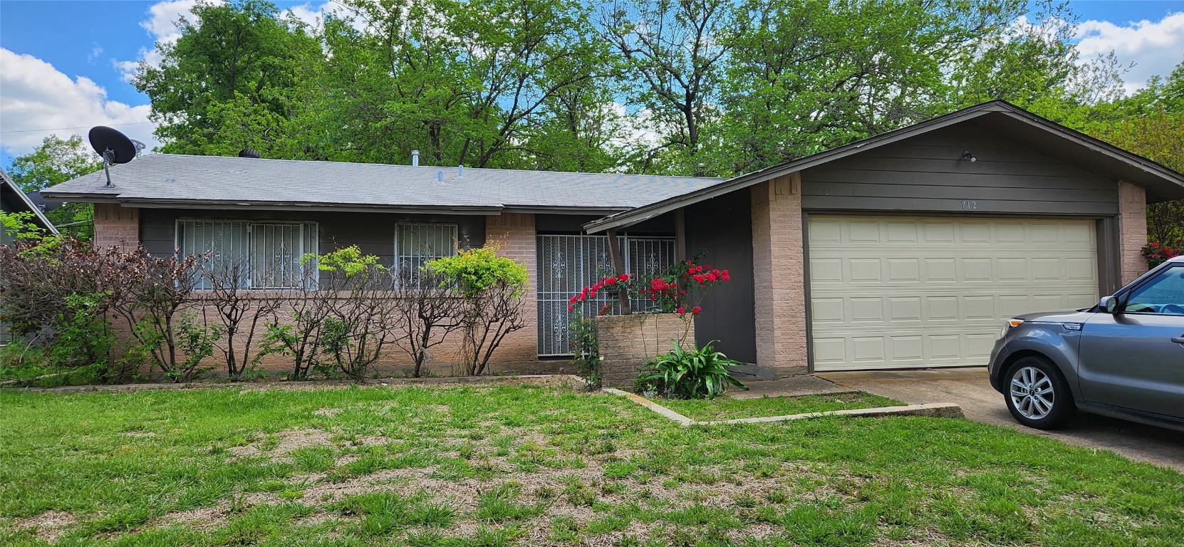 712 Edgedale Drive Dallas TX 75232