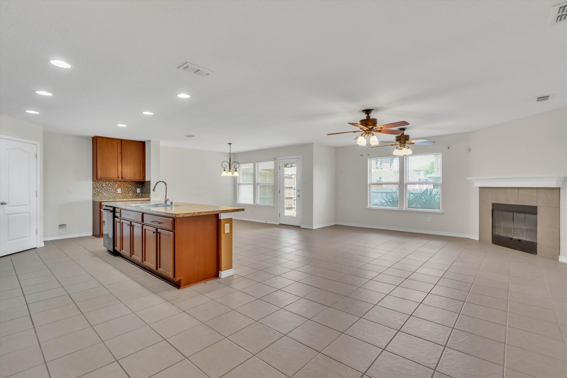 753 Snowy Orchid Lane Desoto TX 75115